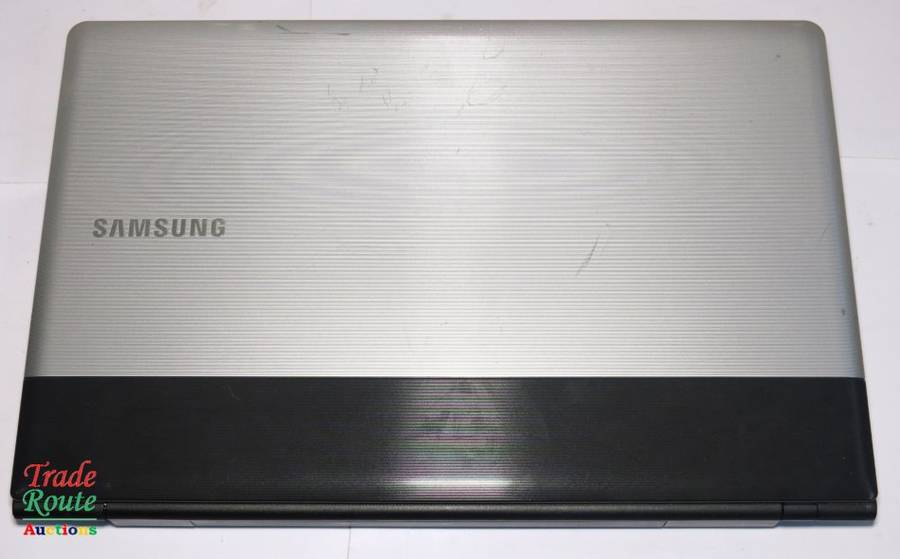 Samsung 300E4A 15.6" Laptop - Core i5 2450M 2.5GHz - 4GB RAM - 750GB RAM - Faulty Battery