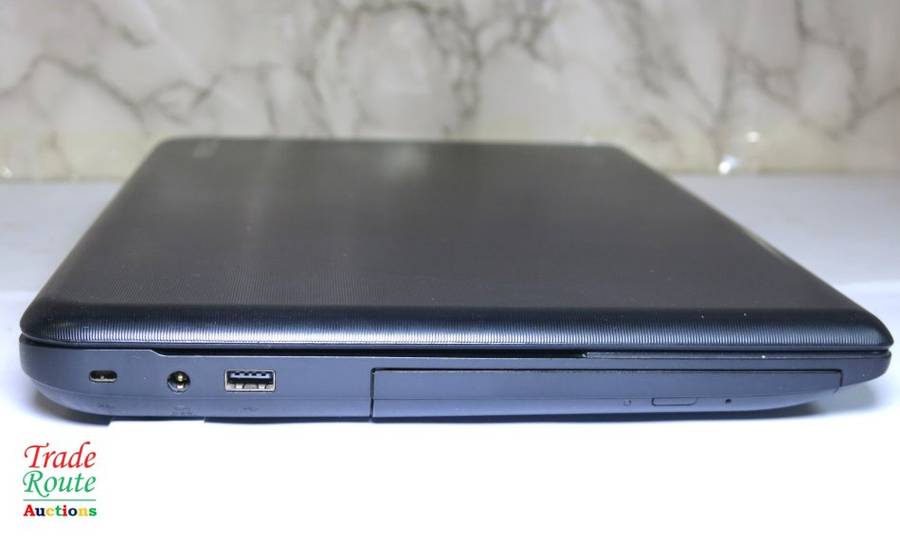 Toshiba Satellite Pro C50-A0544 Laptop - Intel i3 4000M 2.4GHz - 4GB RAM - 500GB HDD