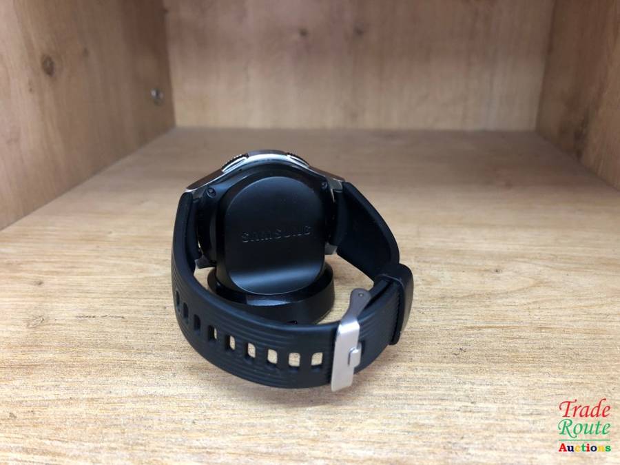 Samsung Galaxy 46mm Smart Watch Bluetooth SM-R800