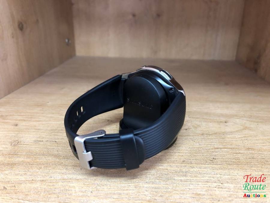 Samsung Galaxy 46mm Smart Watch Bluetooth SM-R800