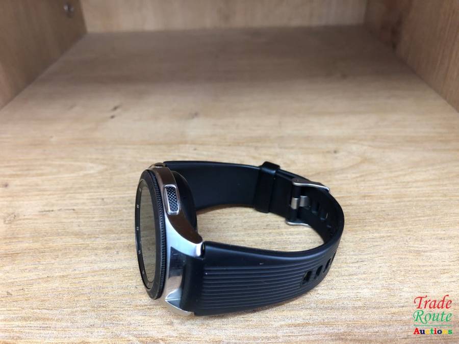 Samsung Galaxy 46mm Smart Watch Bluetooth SM-R800