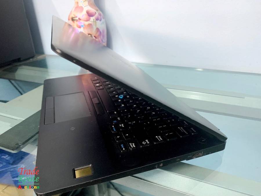 DELL LATITUDE E7470 14" LAPTOP | CORE i7 6600U 2.8GHz 6th Gen | 8GB RAM | 256GB SSD SOLID STATE