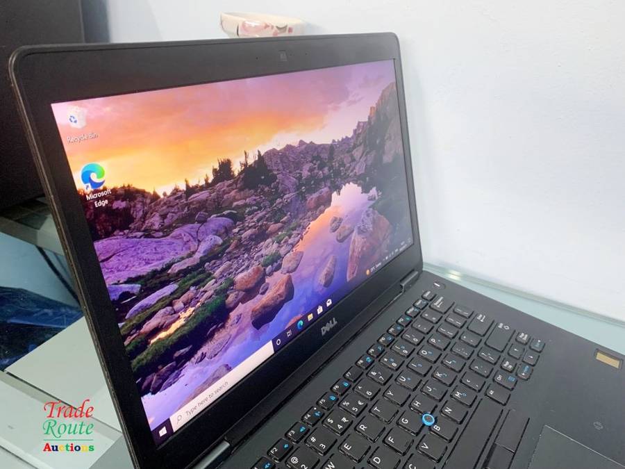 DELL LATITUDE E7470 14" LAPTOP | CORE i7 6600U 2.8GHz 6th Gen | 8GB RAM | 256GB SSD SOLID STATE