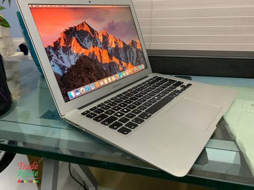 MacBook Air 13.3-inch | Core i5