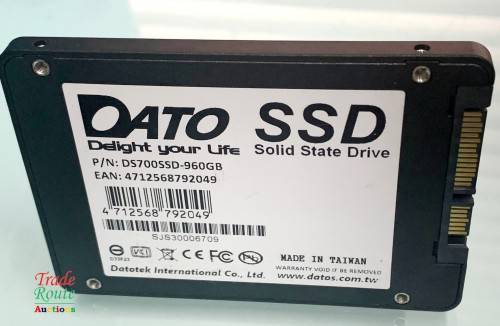 DATO 960GB SSD ** Super Fast ** DS700SSD-960GB  2.5`