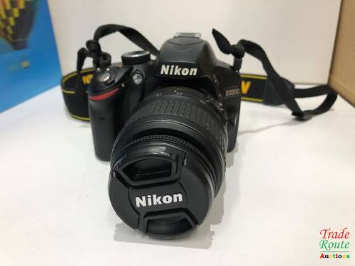 Nikon D3200 24.2 MP CMOS Digital SLR with 18-55mm f/3.5-5.6 AF-S DX NIKKOR Zoom Lens - 24.2 MP