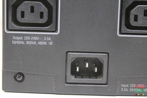 APC Back-UPS 800 Uninterrupted Power Supply [ needs new battery ]