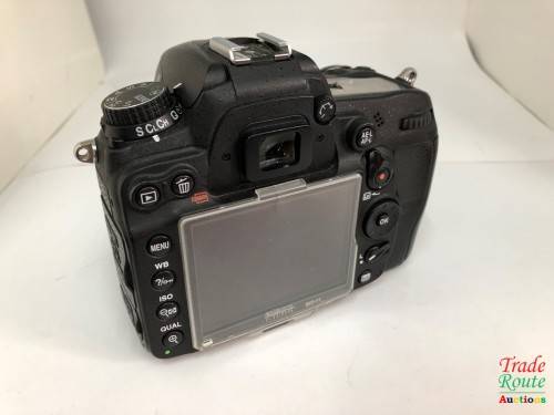 NIKON D7000 DSLR CAMERA Body (ONLY) 16.2 Megapixels - PLZ CHECK THE PICTURE FOR DAMAGE
