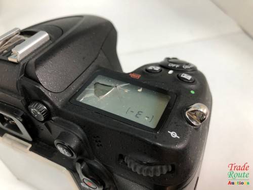 NIKON D7000 DSLR CAMERA Body (ONLY) 16.2 Megapixels - PLZ CHECK THE PICTURE FOR DAMAGE