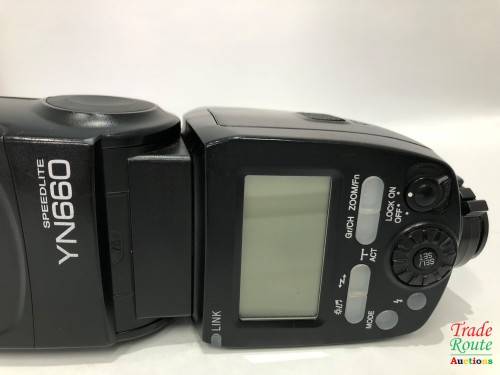 Yongnuo YN660 Flash Speedlite for DSLR Cameras