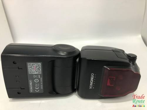 Yongnuo YN660 Flash Speedlite for DSLR Cameras