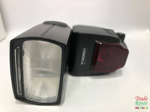 Yongnuo YN660 Flash Speedlite for DSLR Cameras
