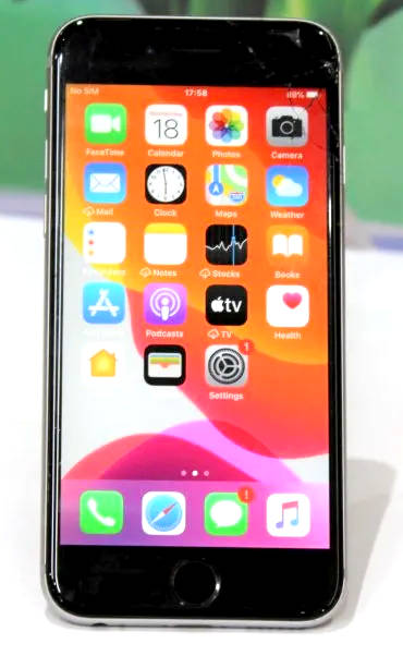 APPLE IPHONE 6S | A1688 - BATTERY FAULTY - CRACKED OUTER GLASS  *** APPLE IPHONE 6S ***