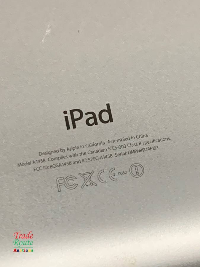 IPAD 4 16GB WiFi A1458  ***  IPAD4 RETINA DISPLAY  ***