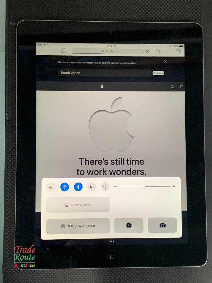 IPAD 4 16GB WiFi A1458  ***  IPAD4 RETINA DISPLAY  ***