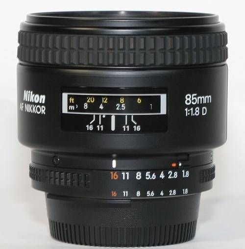 Nikon 85mm f/1.8D AF Nikkor Lens for Nikon SLR Cameras