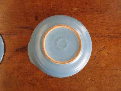 LOVELY BLUE TRATELLI CERAMIC CASSEROLE  DISH WITH LID