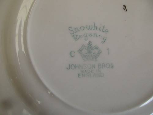JOHNSON BROTHERS  SNOWWHITE REGENCY TRIO