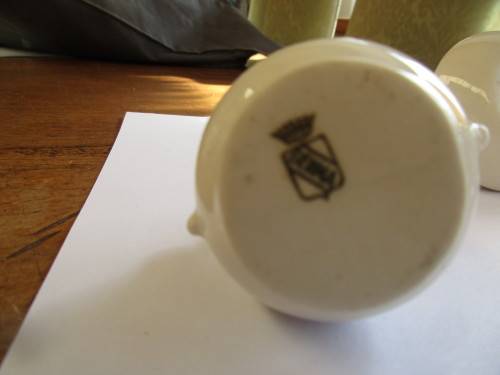 COLLECTION 4  MINIATURE  CHINA URNS AND A JUG