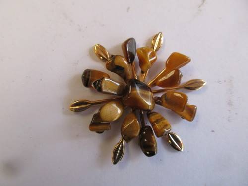 BEAUTIFUL TWO 1960'S BROOCHES ONE TIGERS EYE STONES  THE OTHER BROOCH  ORANGE PASTE