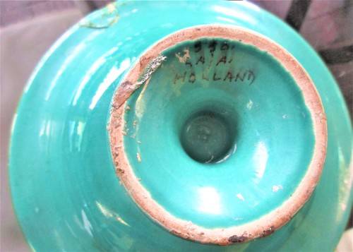 GOUDA HOLLAND  NUT BOWL