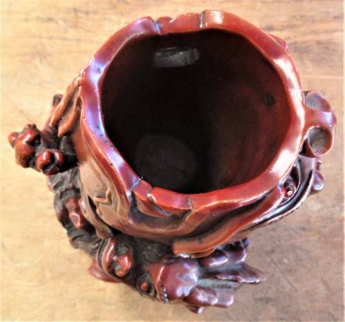 BEAUTIFUL CHINESE RED RESIN  FISH AND DRAGON  VASE