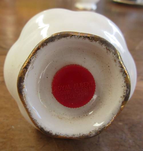 ROYAL ALBERT SALT SHAKER AND A SPARE RED CORK (CLEARY MARKED ROYAL ALBERT)