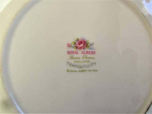 ROYAL ALBERT TRANQUILITY CAKE PLATE