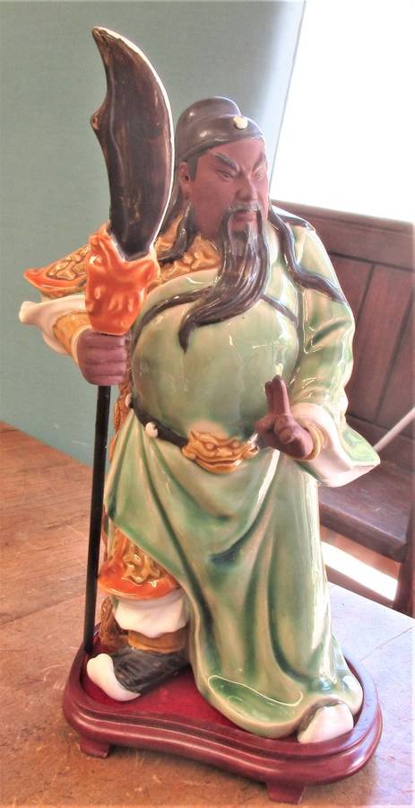 ABSOLUTELY BIG  BEAUTIFUL CHINESE WARRIOR FIGURINE WITH HALBERD PROBABLY YONGZHENG NIAN ZHI 2000`S