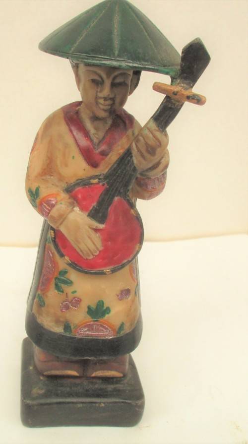 4 CHINESE  HANDPAINTED RESIN MUSICIANS PLAYING FLUTES, GUITARS