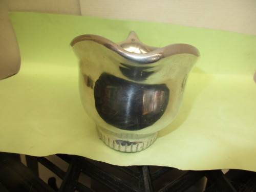 BEAUTIFUL BIG  CAROL  BOYES CAST ALUMINIUM  GRAVY BOAT