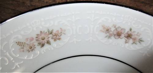 SEVEN NORITAKE GLENAIRE PUDDING BOWLS