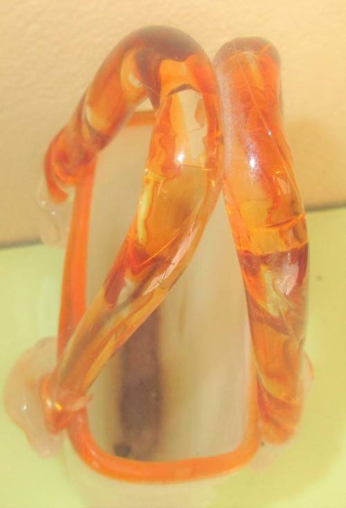 BEAUTIFUL WHITE AND ORANGE GLASS BASKET VASE