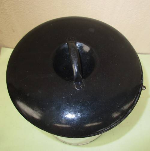 WHITE AND BLACK ENAMEL  BUCKET WITH LID