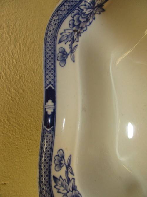 GRIM WADES  BLUE AND WHITE VEGETABLE DISH c 1930