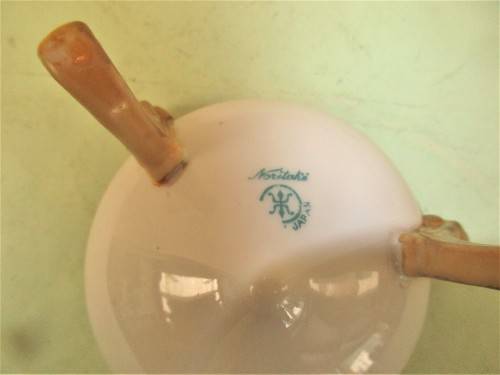 BEAUTIFUL NORITAKE PORCELAIN BOWL STANDING ON THREE FEET