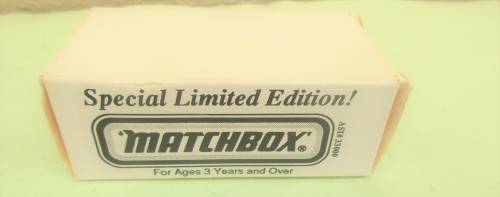 MATCHBOX DODGE VIPER RT 10  MADE IN CHINA 1994 IN LIMITED EDITION BOX