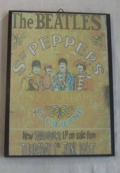 THE BEATLES SGT PEPPERS  CLUB BAND
