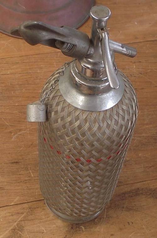 MESH CLAD SODA SYPHON