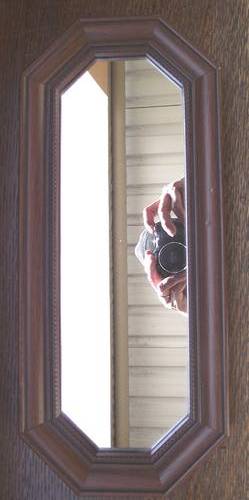 WOOD FRAMED RECTANGULAR MIRROR