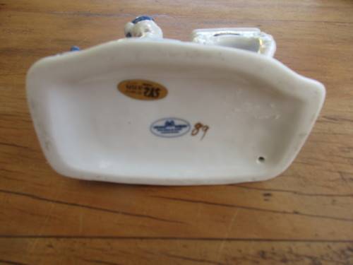 SEYMOUR ANN  CHINA `VIENNA WOODS`  JAPAN LADY  BLUE AND WHITE PORCELAIN