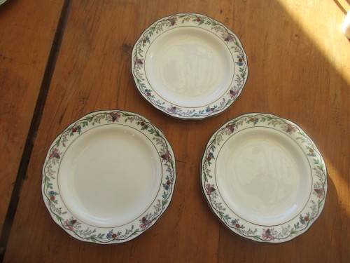 SET OF THREE ADDERLEYS BONE CHINA SIDE PLATES   CHIN CHOW PATTERN c 1920