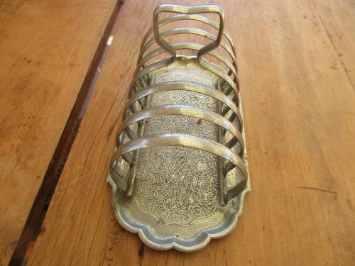 OLD SILVER PLATED  SIX SLICE TOASTRACK