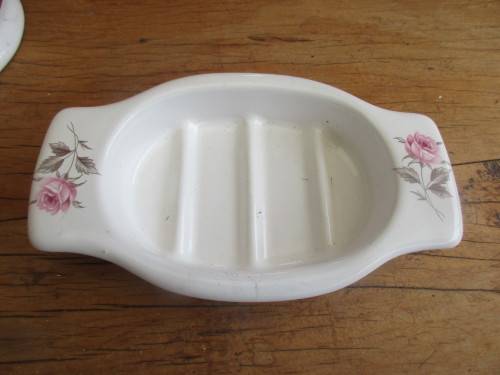 BELL WARE SOUTH AFRICA  JAM POT AND SMALL DISH A G GILLIES MEYERTON