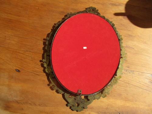 BEAUTIFUL METAL FRAMED OVAL MIRROR