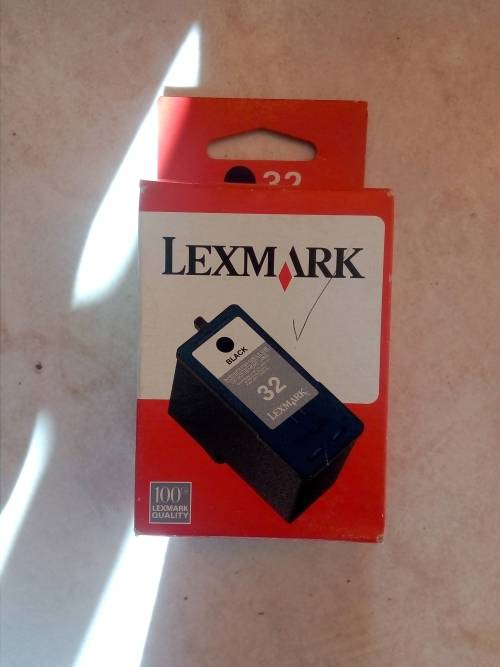 2 x Lexmark 32 Black Ink Cartridge - OEM (OLD CARTRIDGES NEVER USED, ALL SEALED)