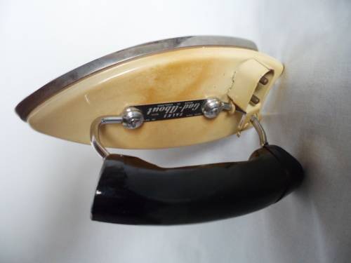 Antique Falk's Dag-About Traveller's Iron
