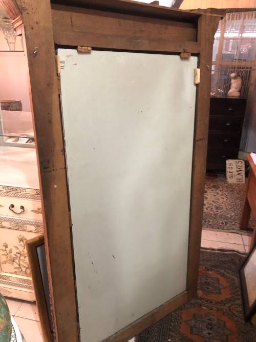 VERY LARGE OAK HALL MIRROR CIRCA 1900
