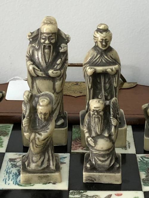 STUNNING CHINESE STONE CHESS SET WITH FOLDABLE BOARD WITH DRAWERS FOR PIECES