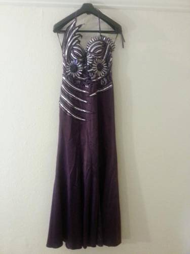 PURPLE APPLIQUE SHOW STOPPER FORMAL DRESS SIZE 10